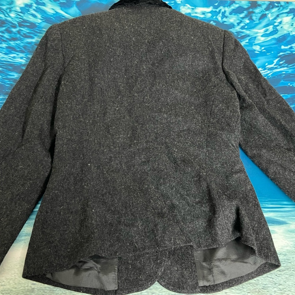 ❄️Women’s Charcoal Gray Wool-Blend Jacket with Button Front - Picture 14 of 15
